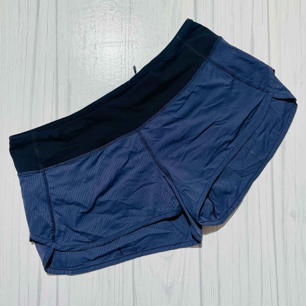 Lululemon shorts (8)